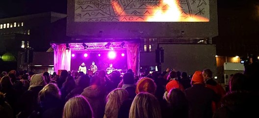 Konsert foran Y-blokka